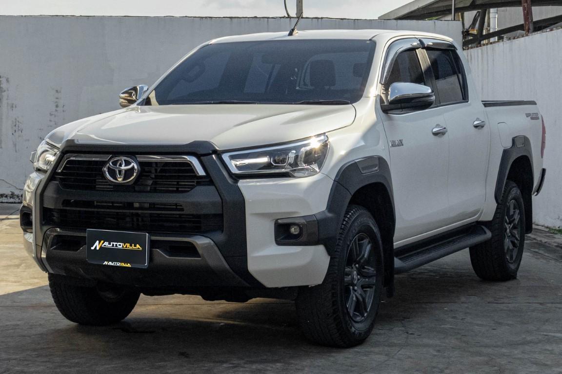 Toyota Hilux Revo Doublecab 2.4 Prerunner Entry MNC M/T 2023 *LK0518*